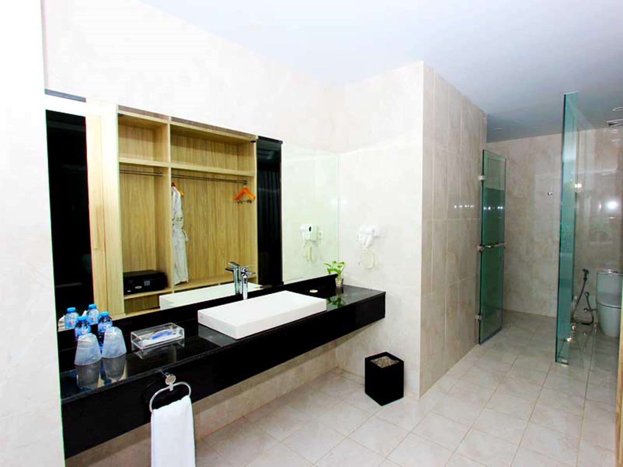 Sparks Life Jakarta, Artotel Curated Jacarta Exterior foto