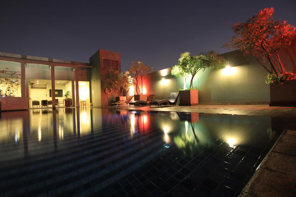Sparks Life Jakarta, Artotel Curated Jacarta Exterior foto